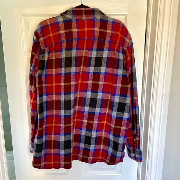 The North Face Red and Blue Plaid Casual Shirt - Picture 6 of 6